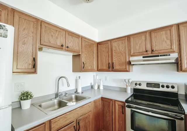 Photo 3 of Sale Pending at 2549 Malmquist Ave, Red Wing, MN 55066 | MLS# 7104836 | Listing updated on 2026-08-21