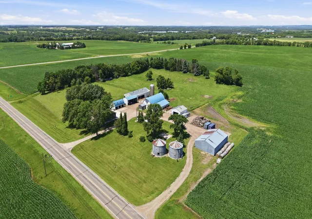 Homes for sale in Richmond, MN | 19548 County Road 21, Richmond, MN 56368 | MLS# 7104851