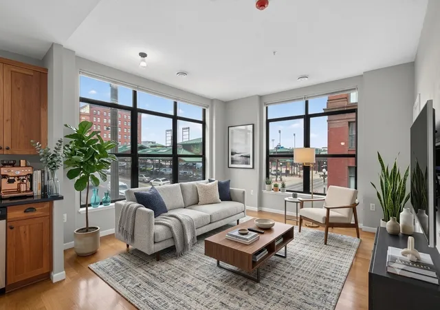 Photo 1 of Sale Pending at 270 4th Street E #102, Saint Paul, MN 55101 | MLS# 7104865 | Listing updated on 2026-10-21