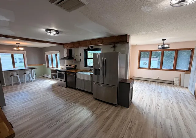 2nd image of 422 28th St S, La Crosse, WI 54601 | MLS# 7104867