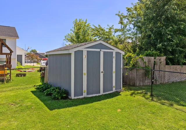 28th image of 303 Harriman St, Somerset, WI 54025 | MLS# 7104905