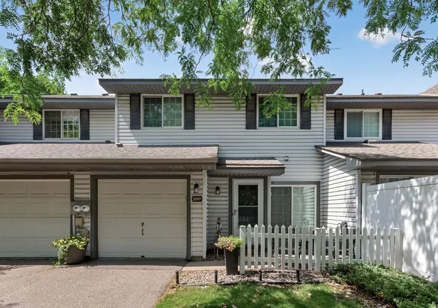 Photo 1 of Single family home for sale at 2597 Bedford Ct #27, Saint Paul, MN 55120 | MLS# 7104914 | Listing updated on 2026-08-31