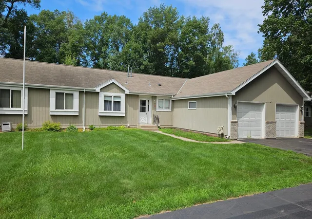 Homes for sale in Brainerd, MN | 2222 Spruce Dr, Brainerd, MN 56401 | MLS# 7104920