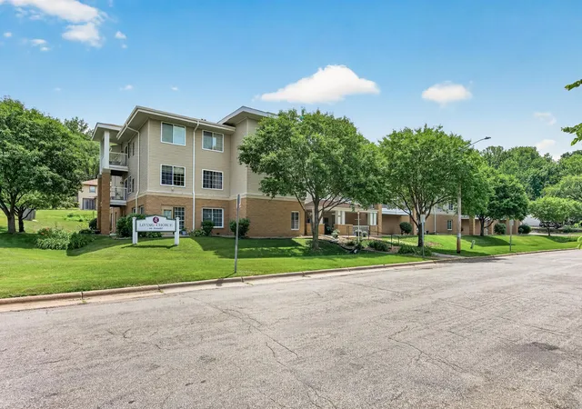 1st image of 1600 Arundel St #304, Saint Paul, MN 55117 | MLS# 7104922