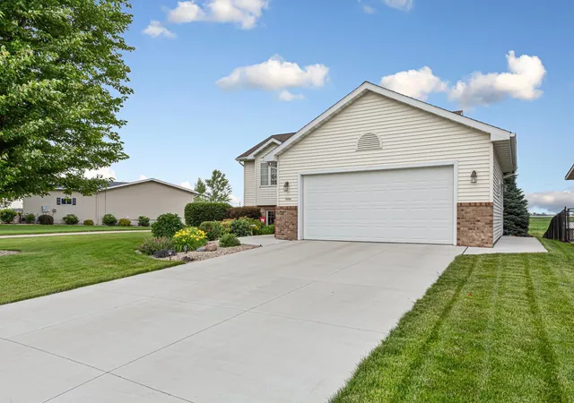 4th image of 1006 24Th Ave Nw, Austin, MN 55912 | MLS# 7104939