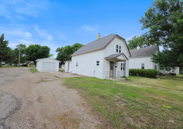 Homes for sale in Ulen, MN | 213 1st St N, Ulen, MN 56585 | MLS# 7104984