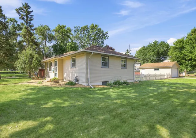 Homes for sale in Richfield, MN | 6400 14th Ave S, Richfield, MN 55423 | MLS# 7104993