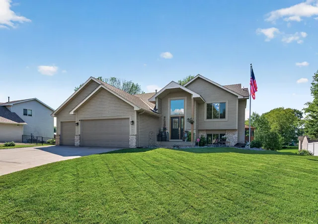 Homes for sale in Rogers, MN | 13825 Mallard Trl, Rogers, MN 55374 | MLS# 7104996