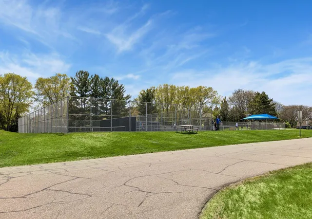 Homes for sale in Eden Prairie, MN | 10270 Arrowwood Dr, Eden Prairie, MN 55347 | MLS# 7105005