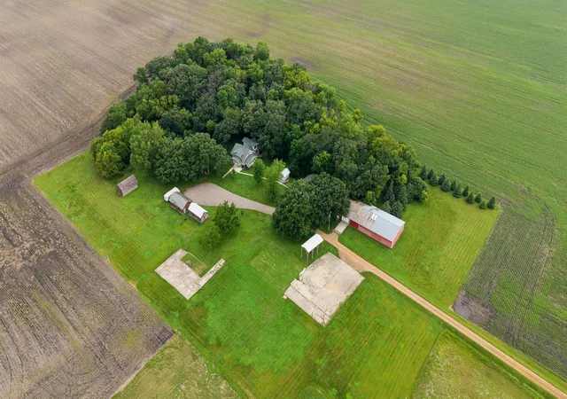 1st image of 8363 County Road 2, Glencoe, MN 55336 | MLS# 7105008
