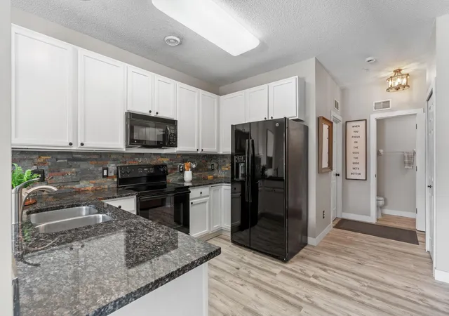 5th image of 17849 66Th Ave N, Maple Grove, MN 55311 | MLS# 7105022