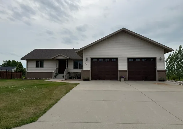 Homes for sale in Ada, MN | 703 7th St W, Ada, MN 56510 | MLS# 7105031