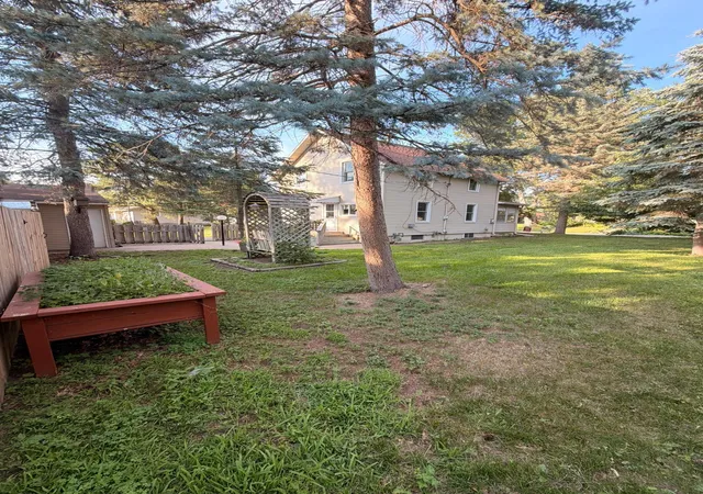 1st image of 409 1st Ave N, Sartell, MN 56377 | MLS# 7105076