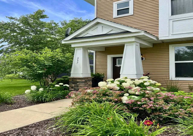 28th image of 537 Satori Wy, Chaska, MN 55318 | MLS# 7105090