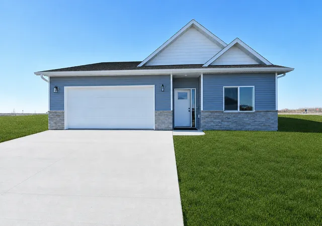 Homes for sale in Horace, ND | 6715 Deer Creek Loop, Horace, ND 58047 | MLS# 7105097