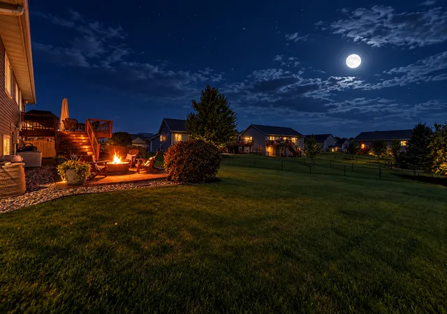 Photo 3 of Single family home for sale at 2101 Starburst Dr Sw, Rochester, MN 55902 | MLS# 7105132 | Listing updated on 2026-10-08