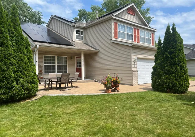 Photo 1 of Single family home for sale at 8218 Lori Ln, Saint Paul, MN 55125 | MLS# 7105146 | Listing updated on 2026-08-17