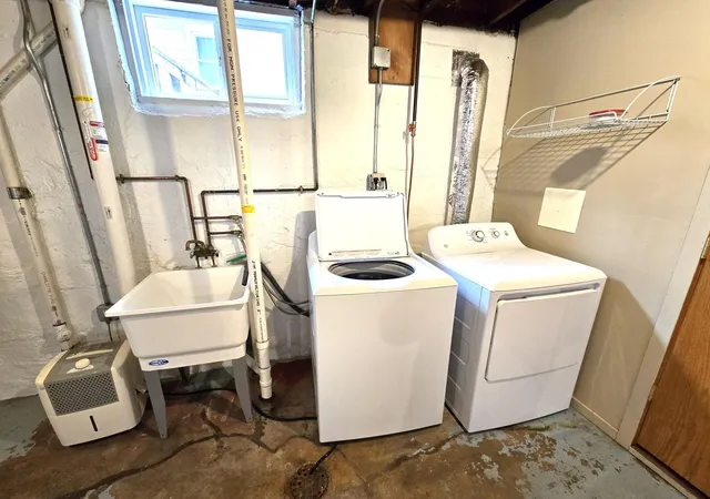 Photo 21 of Single family home for sale at 920 20th Avenue Se, Minneapolis, MN 55414 | MLS# 7105158 | Listing updated on 2026-08-29