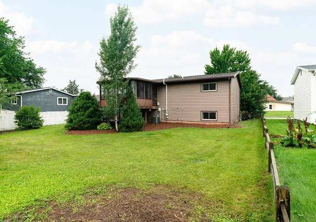 17th image of 705 S 14th St, La Crescent, MN 55947 | MLS# 7105160