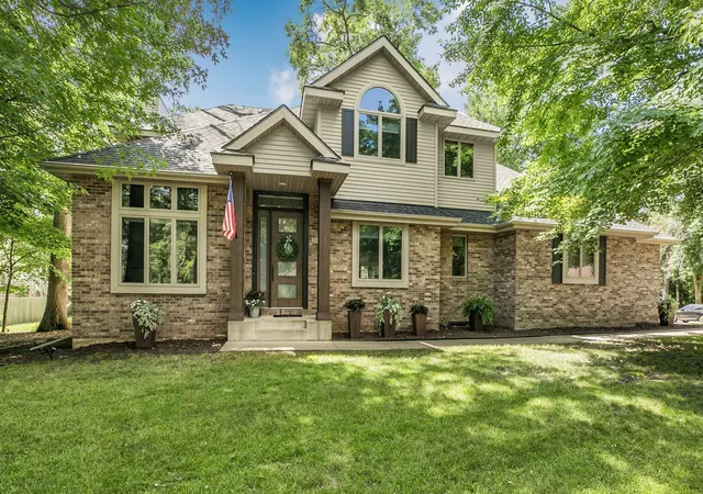 1st image of 2022 25th St S, Saint Cloud, MN 56301 | MLS# 7105176