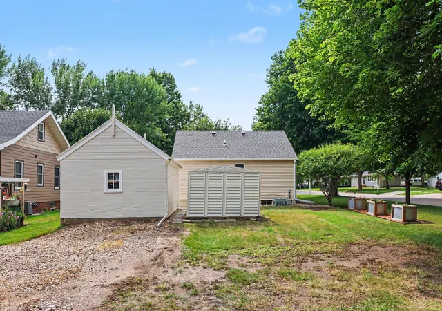 Homes for sale in Luverne, MN | 920 N Spring St, Luverne, MN 56156 | MLS# 7105188