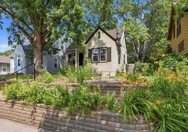 Photo 2 of Single family home for sale at 6015 2nd Avenue S, Minneapolis, MN 55419 | MLS# 7105206 | Listing updated on 2026-09-18