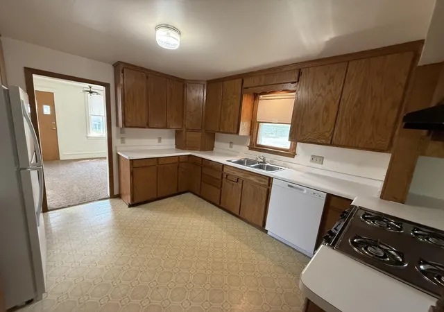 5th image of 317 3Rd Ave S, Cold Spring, MN 56320 | MLS# 7105210