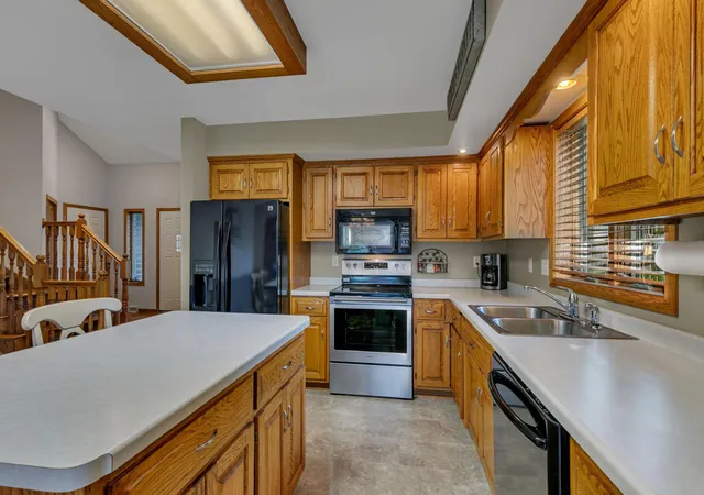 Photo 3 of Single family home for sale at 1542 Mulberry Rd, Saint Cloud, MN 56303 | MLS# 7105227 | Listing updated on 2026-10-03