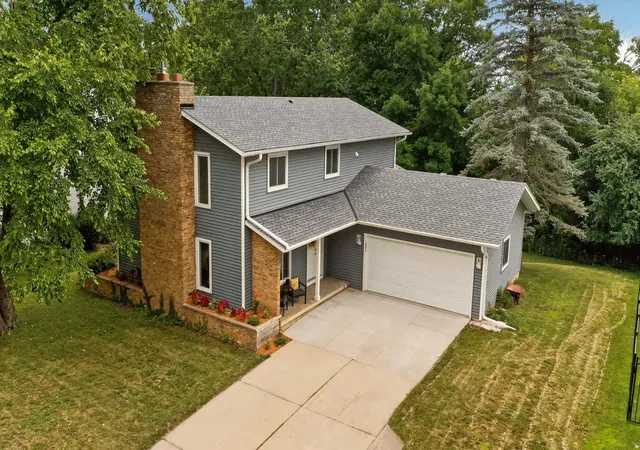 1st image of 2222 Telemark Ln Nw, Rochester, MN 55901 | MLS# 7105236