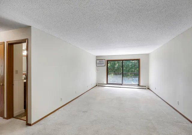Homes for sale in Arden Hills, MN | 4 Pine Tree Dr #320, Arden Hills, MN 55112 | MLS# 7105258