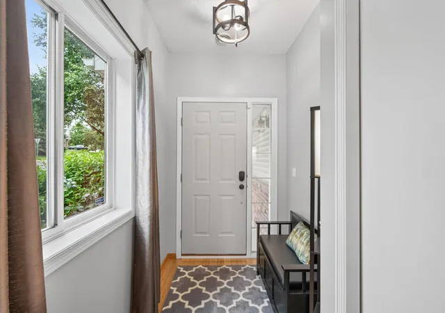 3rd image of 637 Crane Creek Ln, Saint Paul, MN 55121 | MLS# 7105265
