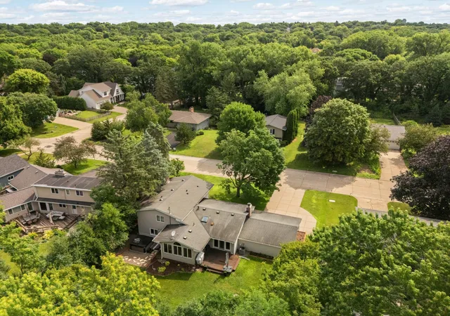 Homes for sale in Edina, MN | 6620 Limerick Ln, Edina, MN 55439 | MLS# 7105273