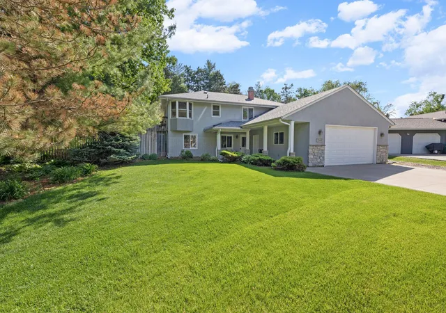 3rd image of 13600 69Th Ave N, Maple Grove, MN 55311 | MLS# 7105291