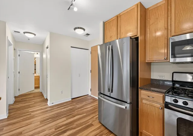 Homes for sale in Minneapolis, MN | 929 Portland Ave #209, Minneapolis, MN 55404 | MLS# 7105294