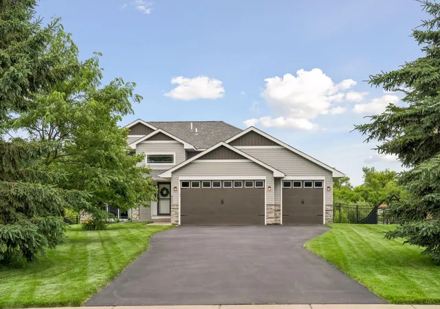Homes for sale in Isanti, MN | 900 Winsome Wy Ne, Isanti, MN 55040 | MLS# 7105299