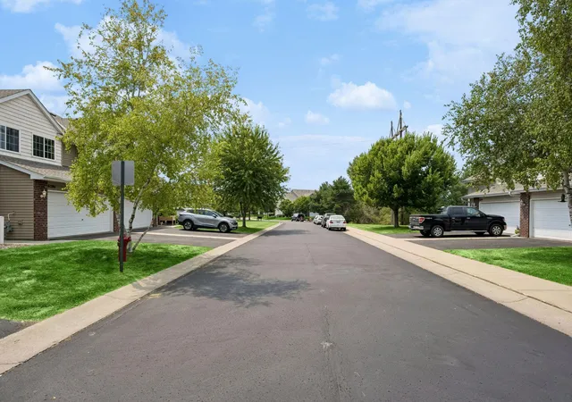 31st image of 6286 Maclynn Ave Ne, Albertville, MN 55301 | MLS# 7105300