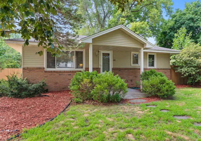 Photo 2 of Single family home for sale at 1405 16th Street Nw, Saint Paul, MN 55112 | MLS# 7105356 | Listing updated on 2026-09-03