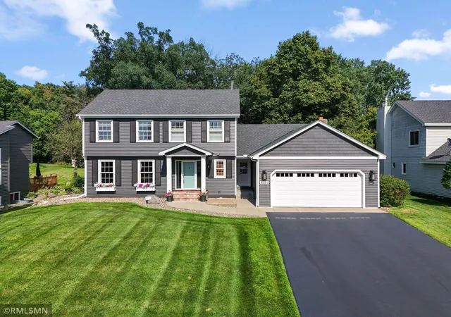 Homes for sale in Eden Prairie, MN | 6459 Craig Dr, Eden Prairie, MN 55346 | MLS# 7105362