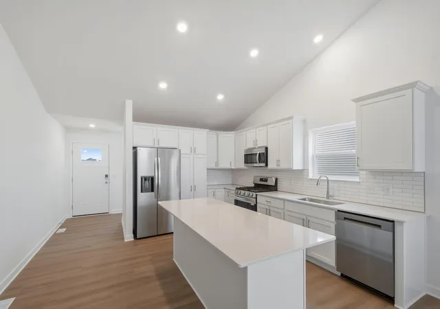 2nd image of 7461 Lotus Ln, Hugo, MN 55038 | MLS# 7105363