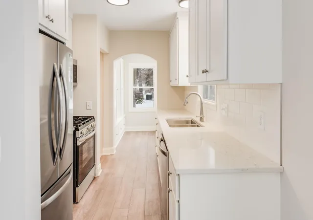 5th image of 4158 Zane Ave N, Minneapolis, MN 55422 | MLS# 7105392