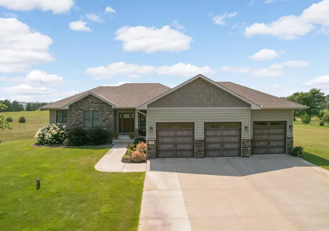 1st image of 12836 96th St Ne, Elk River, MN 55330 | MLS# 7105400