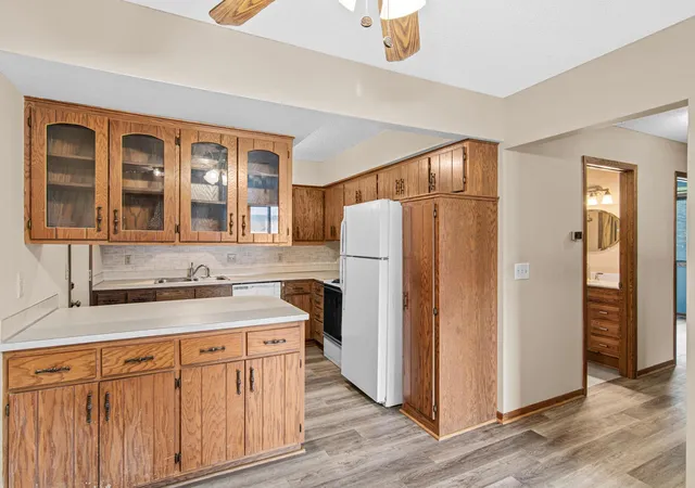 Homes for sale in Shoreview, MN | 4793 Avon St, Shoreview, MN 55126 | MLS# 7105417