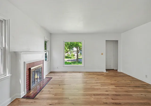 Photo 3 of Single family home for sale at 3830 Zenith Ave N, Robbinsdale, MN 55422 | MLS# 7105451 | Listing updated on 2026-09-12