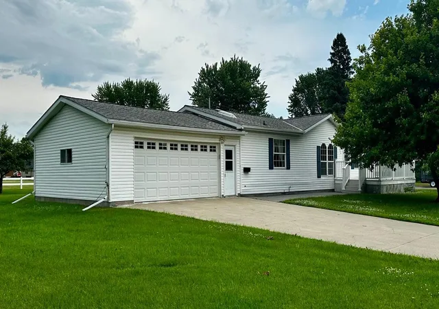 Homes for sale in Benson, MN | 800 Montana Ave, Benson, MN 56215 | MLS# 7105477