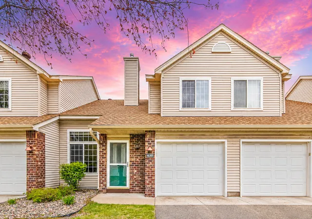 Photo 1 of Single family home for sale at 630 Knights Brg Rd, Saint Paul, MN 55112 | MLS# 7105481 | Listing updated on 2026-08-27