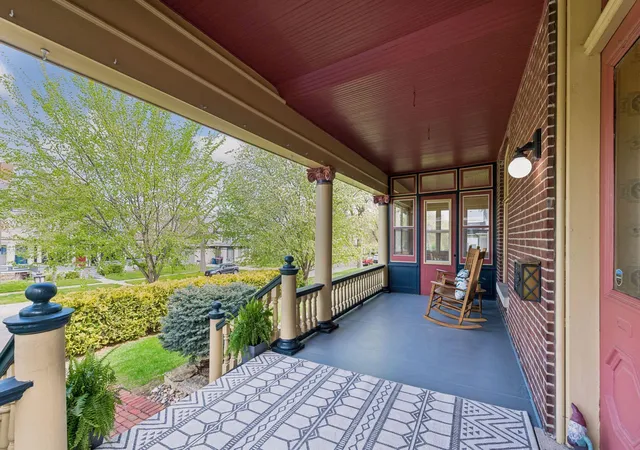 3rd image of 821 W 3Rd St, Red Wing, MN 55066 | MLS# 7105506