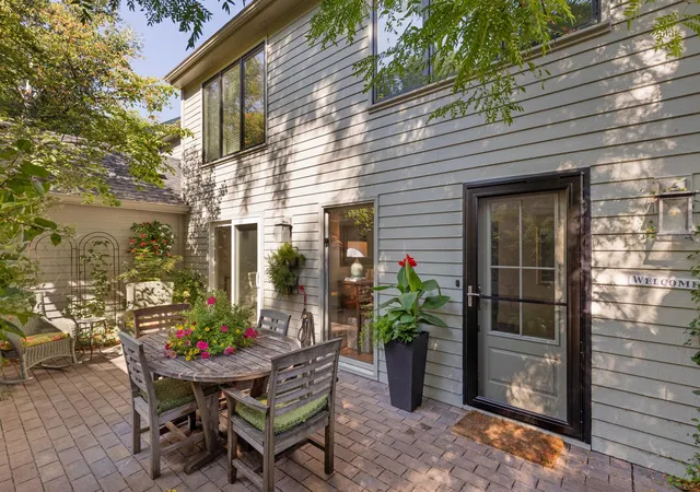 Photo 1 of Single family home for sale at 20452 Knightsbridge Rd, Excelsior, MN 55331 | MLS# 7105526 | Listing updated on 2026-09-15