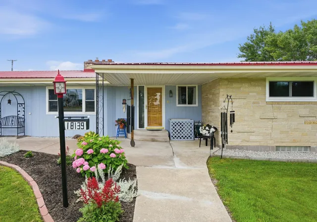 Homes for sale in Whitehall, WI | 18139 Hopkins St, Whitehall, WI 54773 | MLS# 7105537