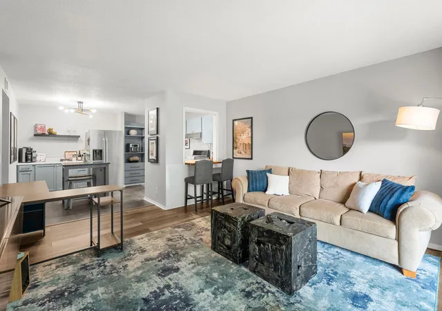 1st image of 4120 Parklawn Ave #231, Minneapolis, MN 55435 | MLS# 7105542