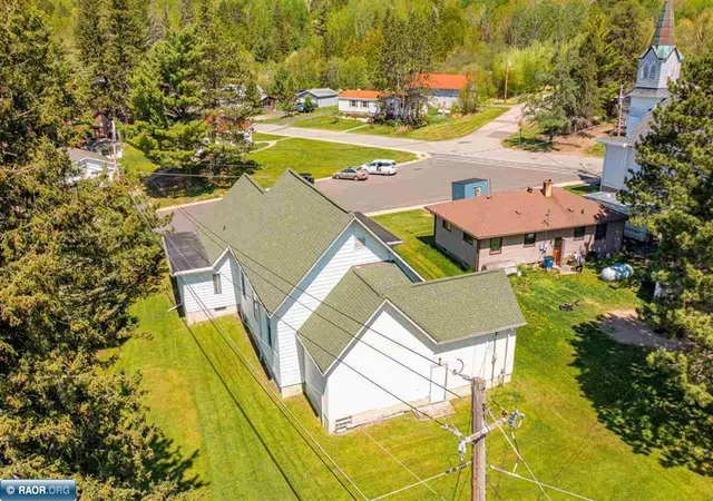 Photo 4 of Single family home for sale at 32 Church St, Soudan, MN 55782 | MLS# 7105568 | Listing updated on 2026-07-08